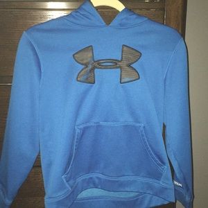 Boys under armour sweatshirt